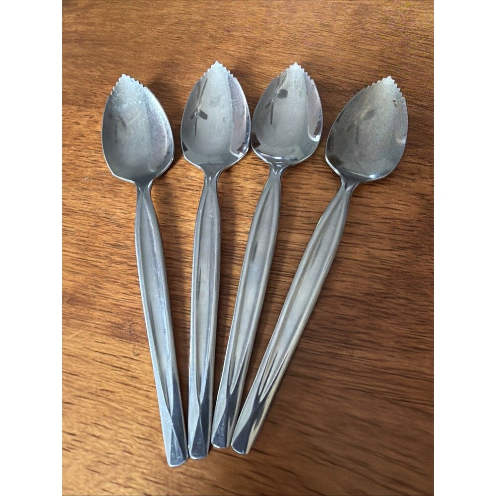 Vintage Mid Century Rogers Grapefruit Serrated Spoons Silverplate Set of 4